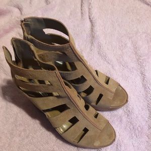 BCBG wedge heel shoes